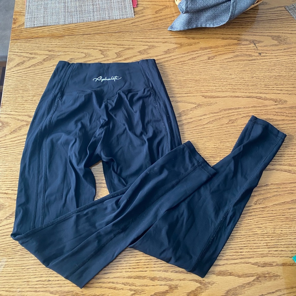 Black Alphalete leggings